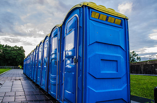 Best Temporary restroom rental  in Dewitt, MI